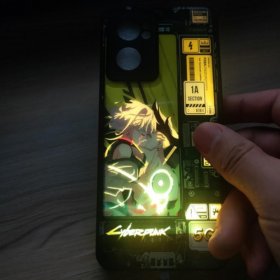 Cover Luminosa Stile Cyber per - Led Flash Case recensione e prezzo